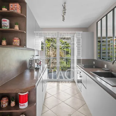 Ref 2017 Center - For Rent 아파트 *