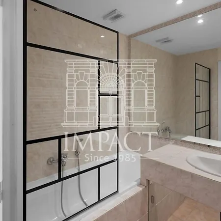 Ref 2017 Center - For Rent * Cannes